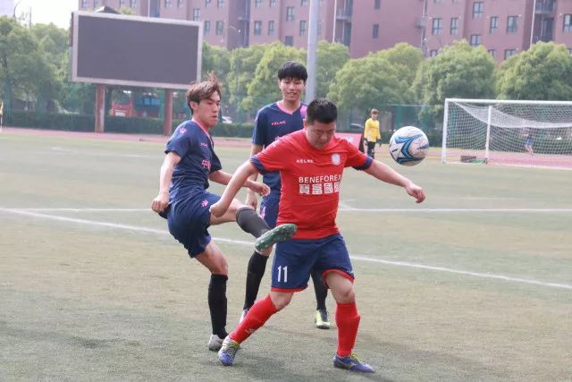 14岁女孩在闲鱼上被定价，暗藏交易黑幕
